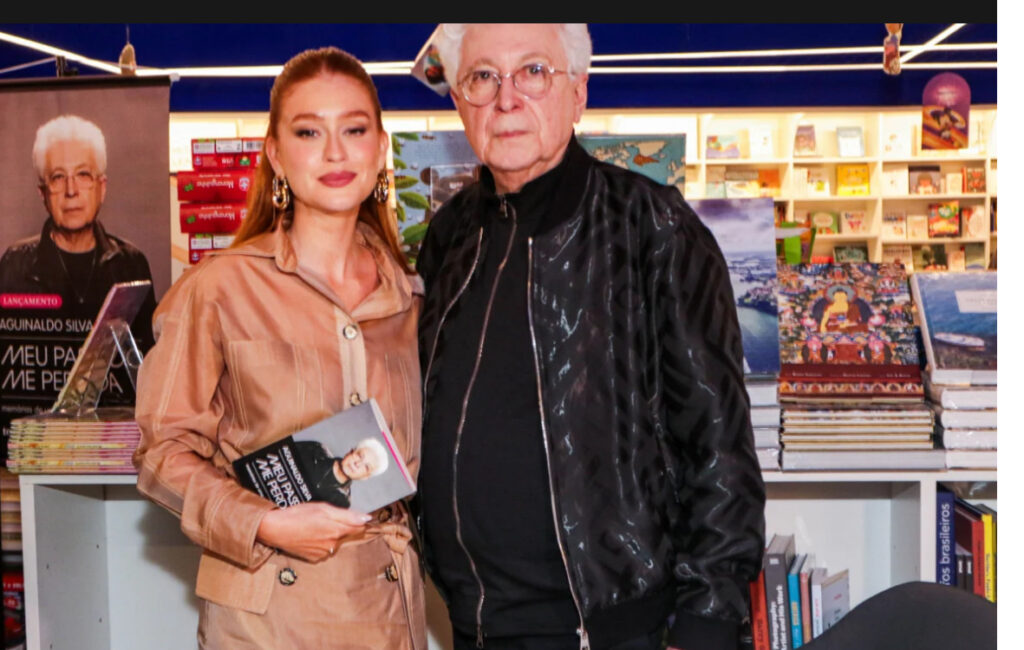 Marina Ruy Barbosa e mais famosos prestigiam lançamento do livro de Aguinaldo Silva