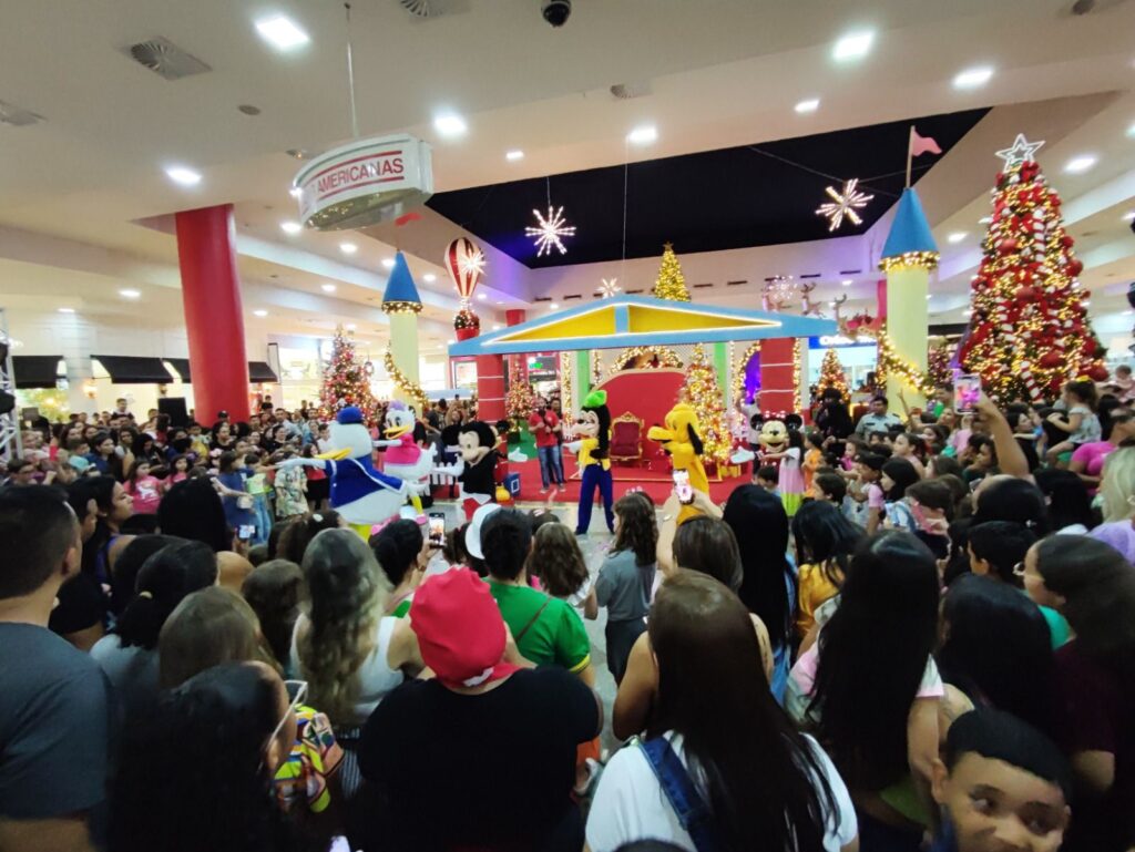 Chegada do Papai Noel acontece neste sábado (09) no Rondon Plaza Shopping